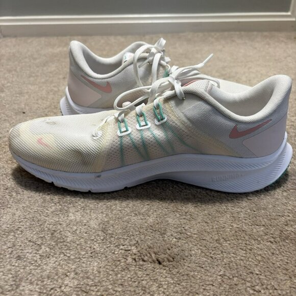 Size 11 Nike Quest 4 DA1106-105 Women's Mesh Running Shoes No Insoles - Picture 8 of 14